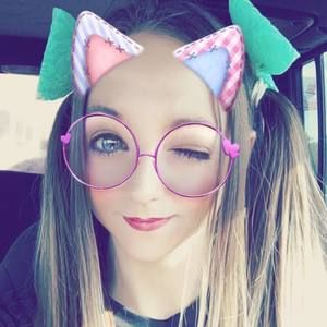 Meet your Posher, Victoria